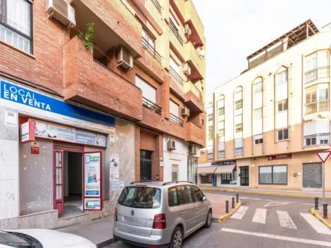 Local comercial en calle de Soria, 31